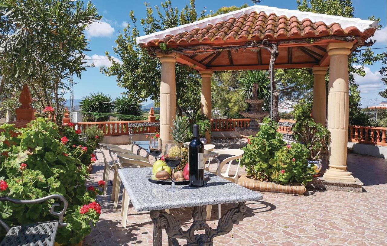 Pet Friendly Home In Olvera With Kitchen エクステリア 写真